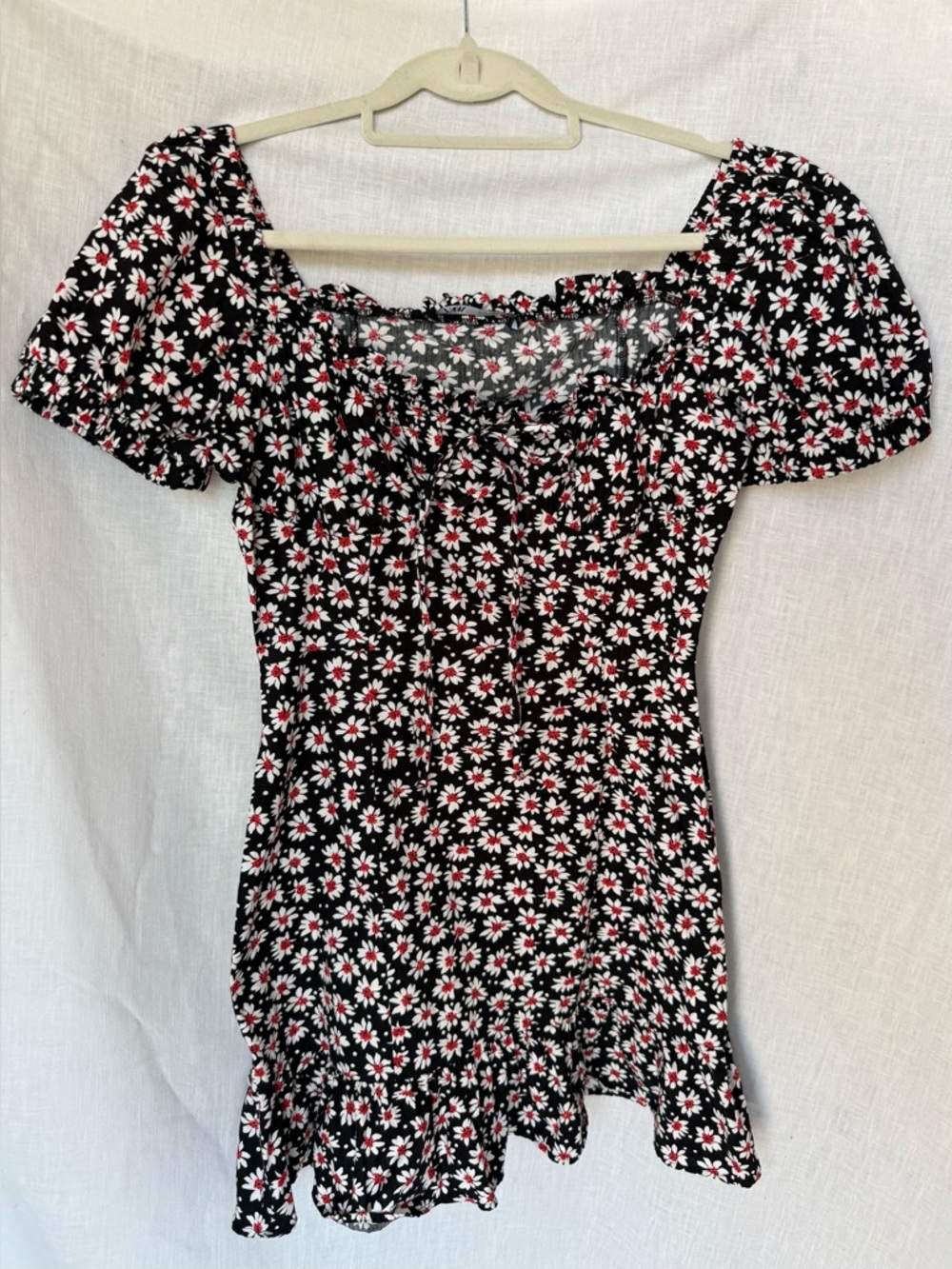 Zara Daisy Mini Dress Black White Red Phoebe Floral Print Puff Sleeve Size Small - Picture 4 of 12